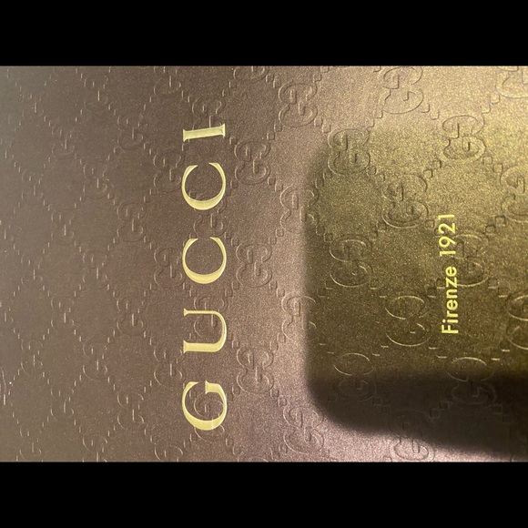 Gucci Men’s Black Leather Drivers - Picture 2 of 7
